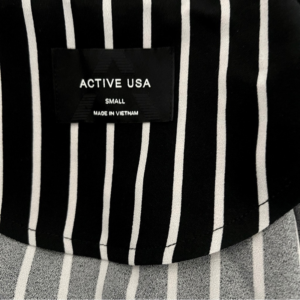 Active USA Women Small Black and White Striped Wrap Dress with Belt and Pockets - Picture 7 of 9